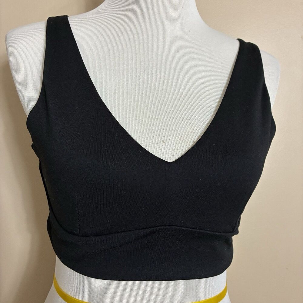 Victoria's Secret Black Sz L Sports Bra V-neck & Back Open Keyhole Back Padded - Picture 5 of 11